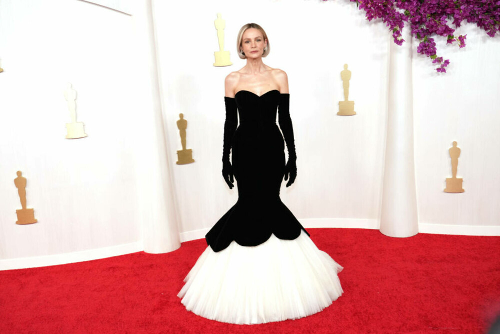 Ținute memorabile la Premiile Oscar - eleganță, stil și momente de neuitat din istoria Premiilor Academiei | FOTO - Imaginea 69