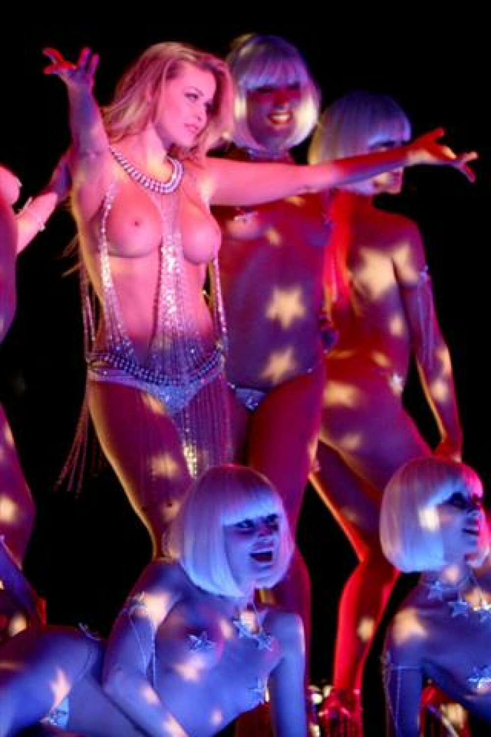 Dita, Carmen, Gaga, pur si simplu BURLESC! E sexy si la moda - Imaginea 6