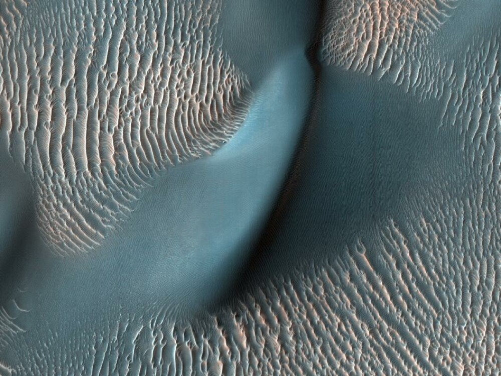 Noi ilustratii uimitoare de pe Marte! Vezi GALERIE FOTO - Imaginea 3