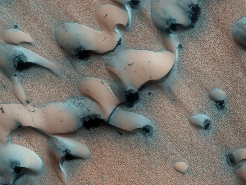 Noi ilustratii uimitoare de pe Marte! Vezi GALERIE FOTO - Imaginea 6