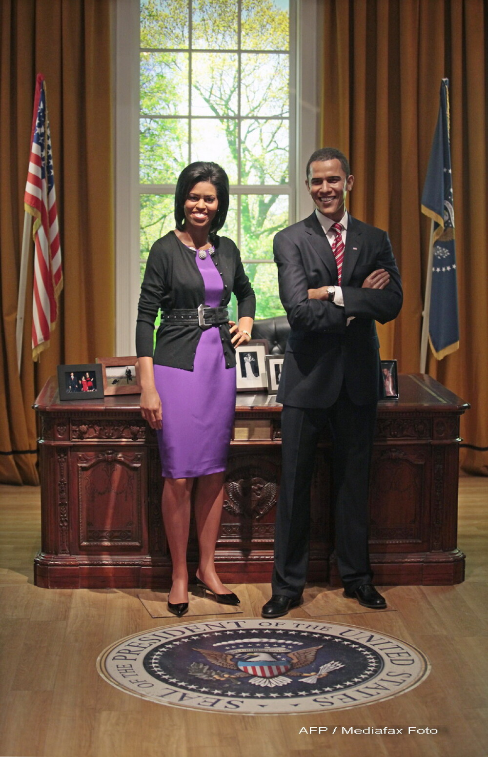 Si Michelle Obama are statuie de ceara - Imaginea 2