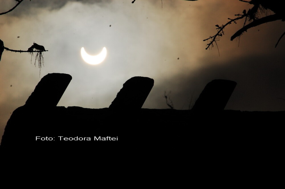 Prima eclipsa partiala de soare din 2011 a durat trei ore. VIDEO si FOTO! - Imaginea 2