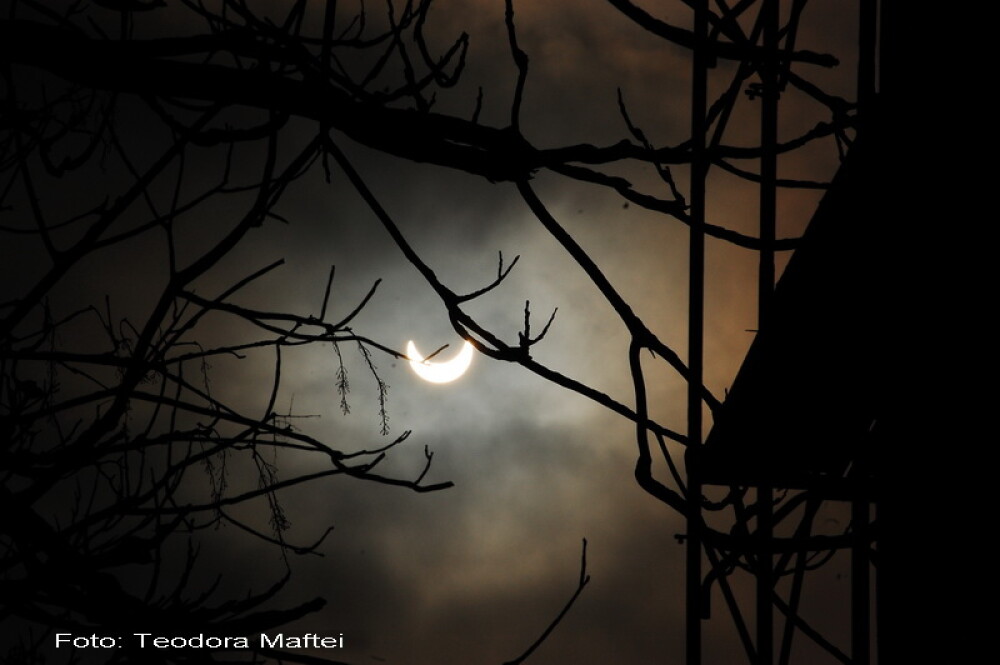 Prima eclipsa partiala de soare din 2011 a durat trei ore. VIDEO si FOTO! - Imaginea 16