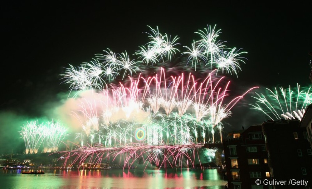 Adio, 2011, bun venit, 2012! Spectacolul de Revelion de pe diferite continente, in imagini uimitoare - Imaginea 7