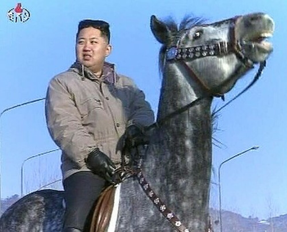 Kim Jong-un isi promoveaza 