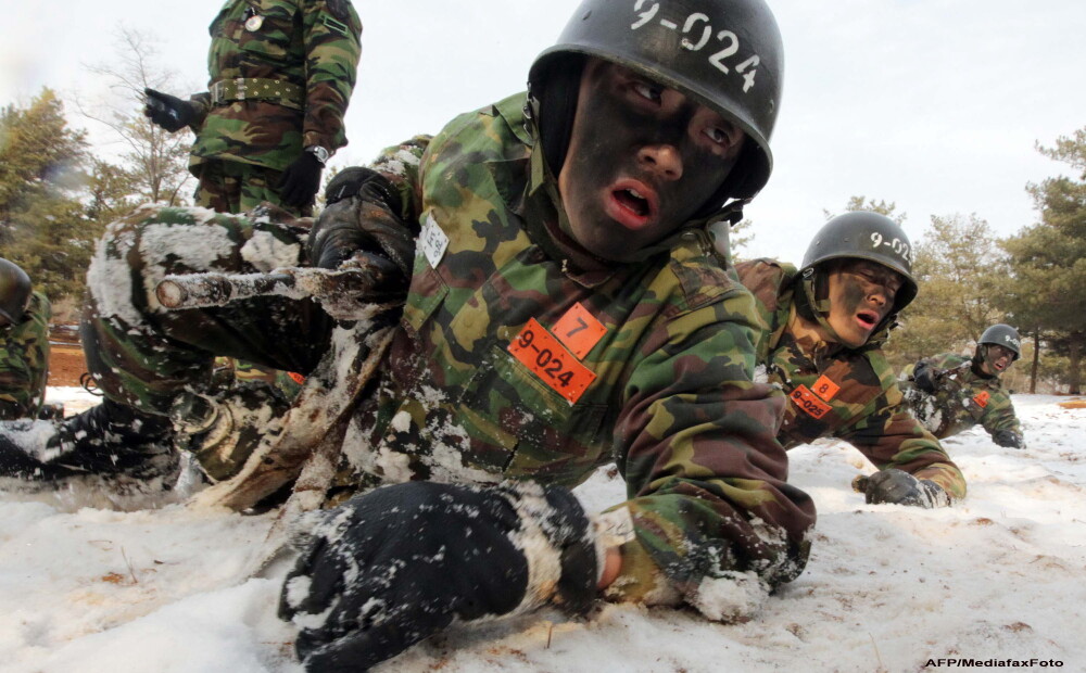 Soldatii sud-coreeni sunt pregatiti de razboi. Inregistrare VIDEO cu antrenamente dure - Imaginea 3