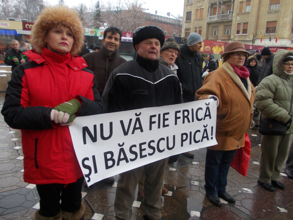 A unsprezecea zi de proteste s-a incheiat fara niciun incident la Timisoara. - Imaginea 1