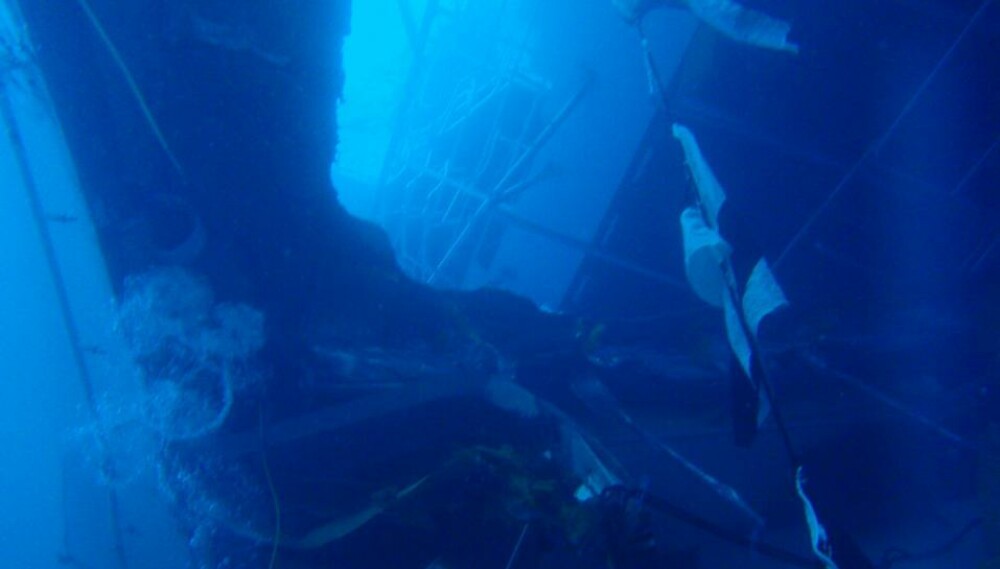 Paza de coasta italiana publica imagini in premiera cu vasul Costa Concordia sub apa. GALERIE FOTO - Imaginea 3