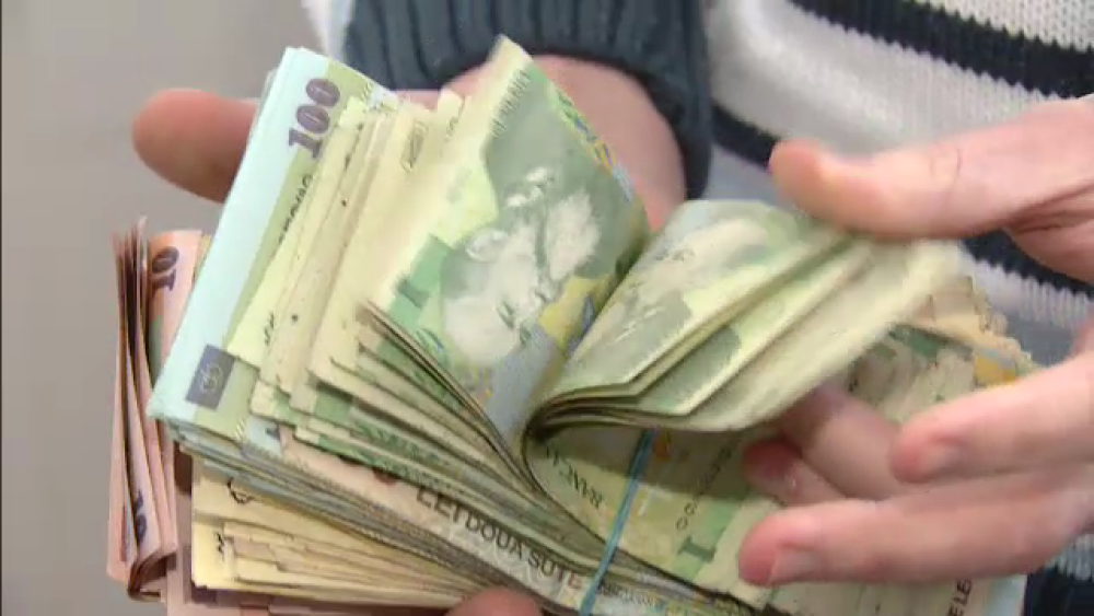 Cati bani mai are in buzunar un cersetor in 2012, pe timp de criza: 3.000 de euro, la prima strigare - Imaginea 2