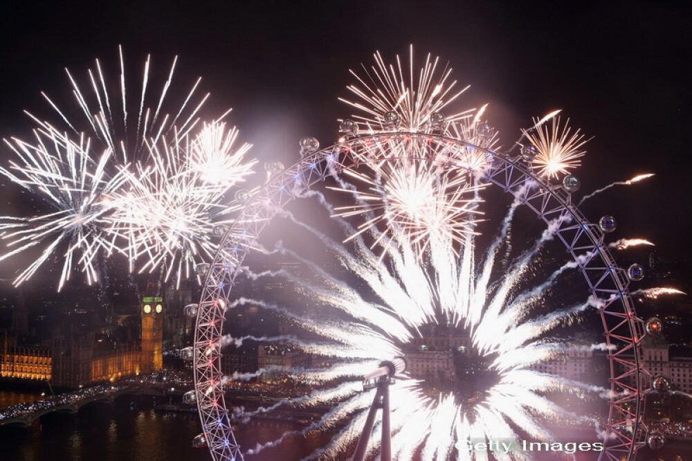 Revelion 2013. Cum au aratat petrecerile si artificiile de Anul Nou in marile orase ale lumii - Imaginea 10
