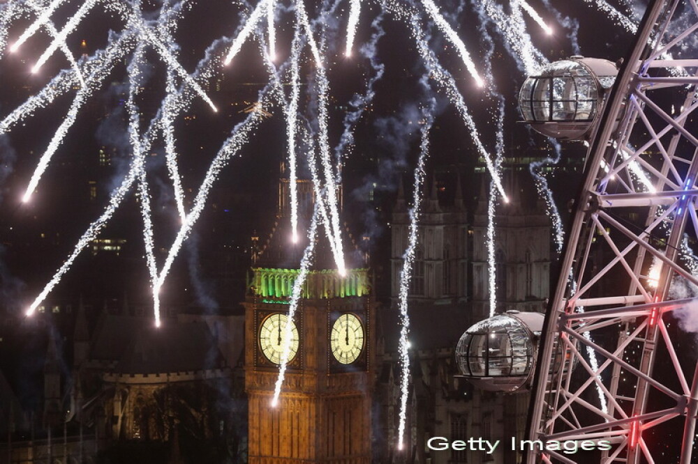 Revelion 2013. Cum au aratat petrecerile si artificiile de Anul Nou in marile orase ale lumii - Imaginea 11