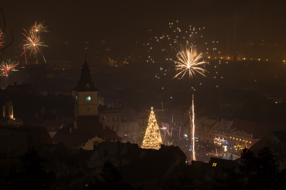 Revelion 2013. Cum au aratat petrecerile si artificiile de Anul Nou in marile orase ale lumii - Imaginea 16