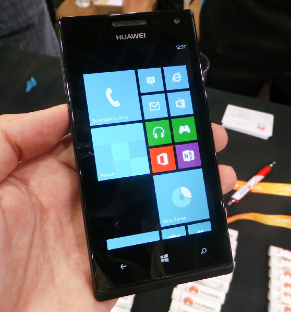 Huawei Ascend W1, primul smartphone chinezesc cu Windows Phone 8 - Imaginea 4