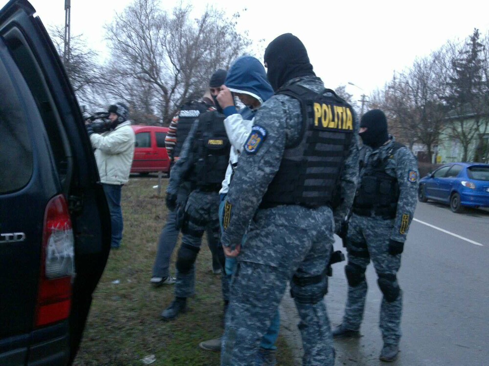 Descinderi la spargatorii de locuinte. Suspectii actionau in cartierele rezidentiale din Timisoara - Imaginea 2