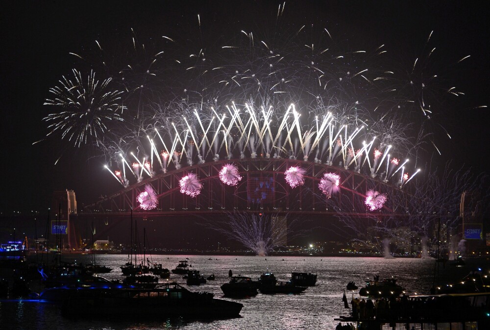REVELION 2014. Cum au aratat petrecerile si artificiile de Anul Nou in marile orase ale lumii - Imaginea 17
