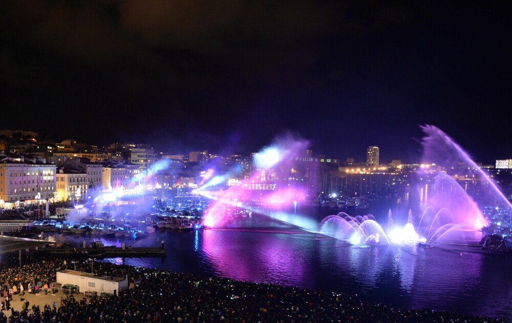 REVELION 2014. Cum au aratat petrecerile si artificiile de Anul Nou in marile orase ale lumii - Imaginea 22