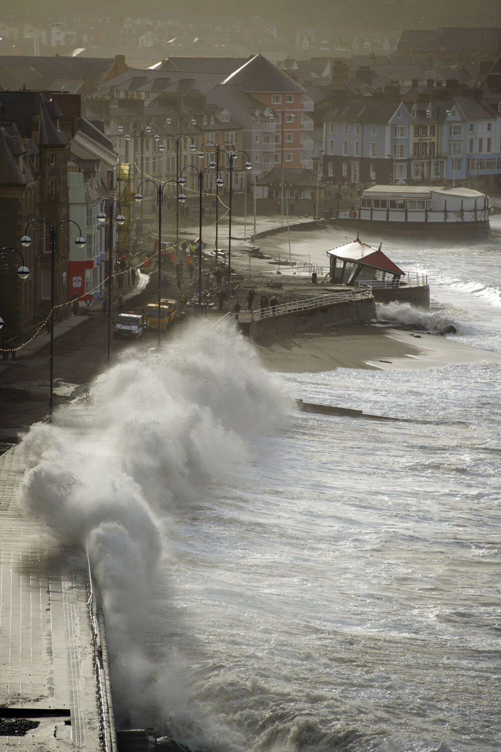 Alerta de vreme rea in Marea Britanie. Peste 1.700 de casa, distruse de inundatii. GALERIE FOTO - Imaginea 4