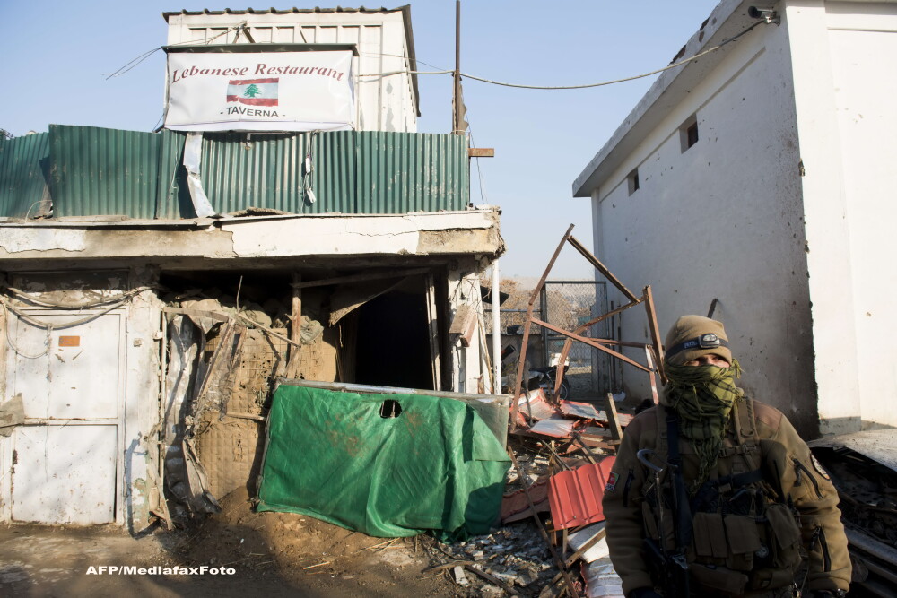 Masacru in Afganistan. 3 angajati ai ONU si un reprezentant al FMI, printre victimele atentatului cu cel putin 21 de morti - Imaginea 1