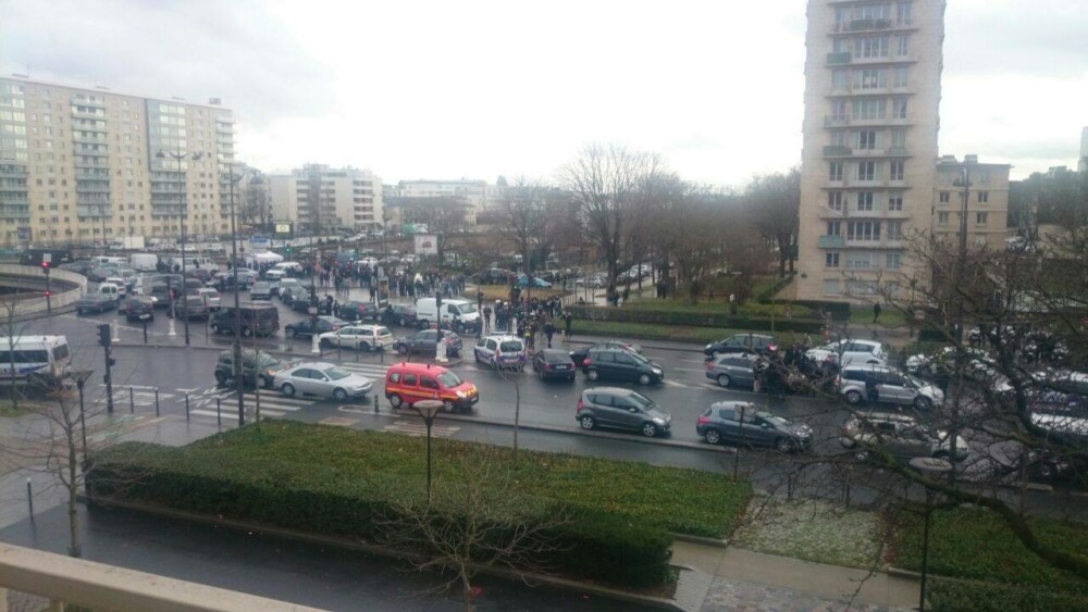 TRAGEDIE IN PARIS. Atacatorul si 4 ostatici, ucisi in asaltul de la supermarket. 4 oameni in stare grava, complicele a fugit - Imaginea 4