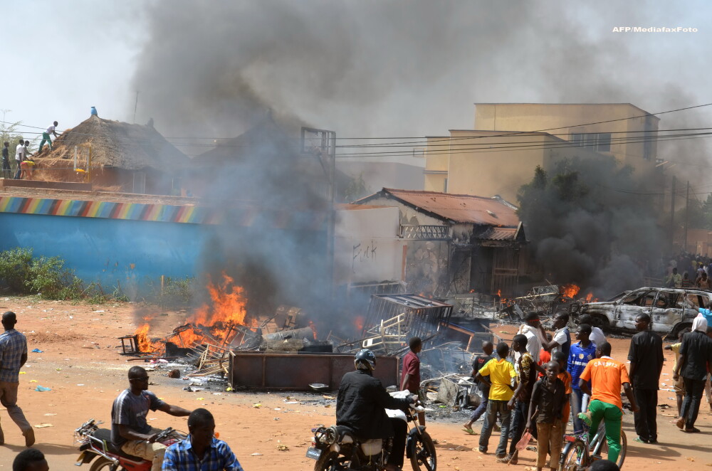 Manifestatii in Africa, Orientul Mijlociu si Rusia contra Charlie Hebdo. 7 biserici incendiate in Niger. 