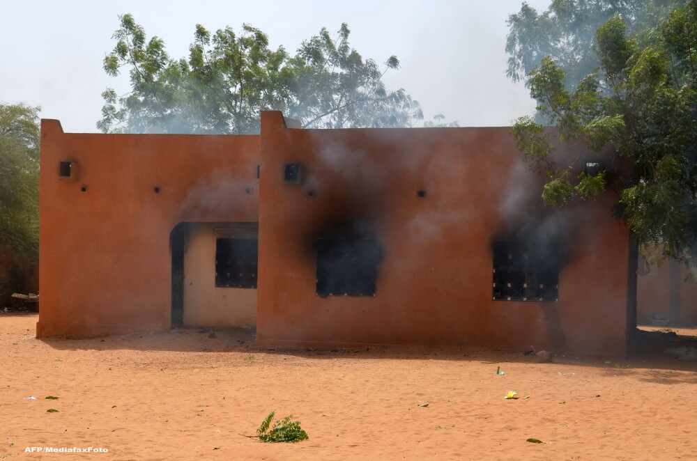 Manifestatii in Africa, Orientul Mijlociu si Rusia contra Charlie Hebdo. 7 biserici incendiate in Niger. 