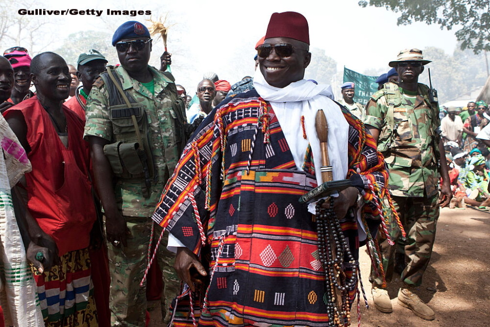Situatie tensionata in Gambia. Presedintele Yahya Jammeh, care a pierdut alegerile prezidentiale, refuza sa plece din functie - Imaginea 2