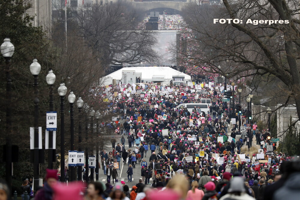 Milioane de oameni au manifestat contra lui Trump in SUA si in lume. La Washington a fost cel mai mare mars din istorie - Imaginea 3