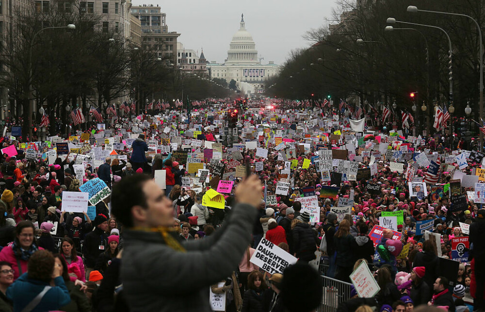 Milioane de oameni au manifestat contra lui Trump in SUA si in lume. La Washington a fost cel mai mare mars din istorie - Imaginea 18