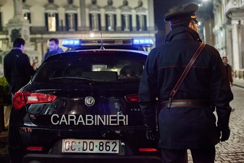 Un român din Italia s-a bătut de unul singur cu 3 patrule de carabinieri - Imaginea 1