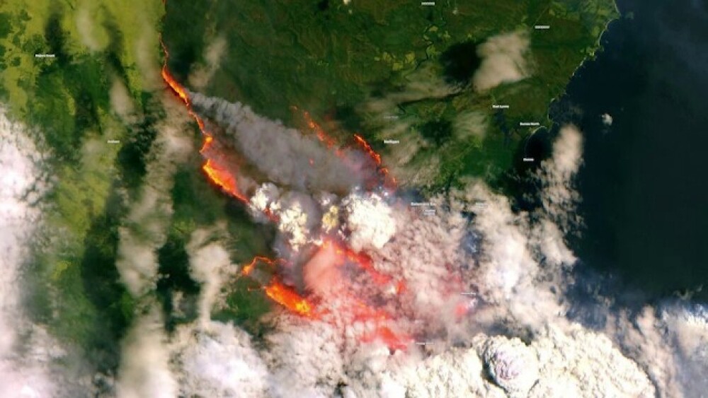 Stare de dezastru în Australia. Cum se vede infernul de foc din spațiu - Imaginea 2