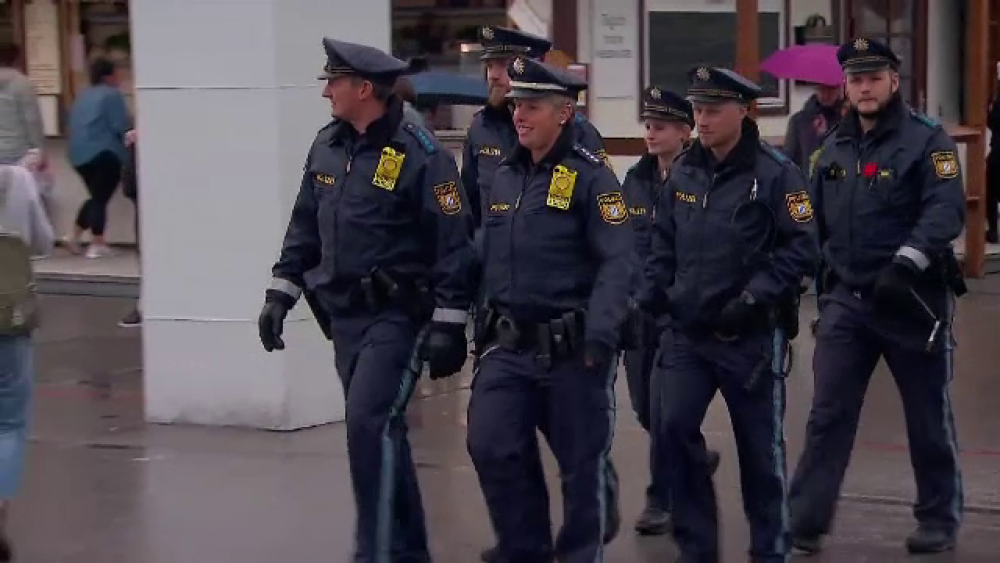 Cine sunt polițiștii care s-au plâns că li se rup uniformele în timpul misiunilor - Imaginea 1
