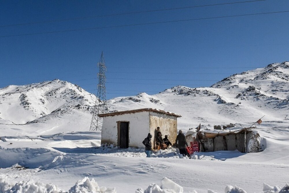 Avalanșe în Kashmirul indian și pakistanez. Zeci de persoane au murit - Imaginea 9