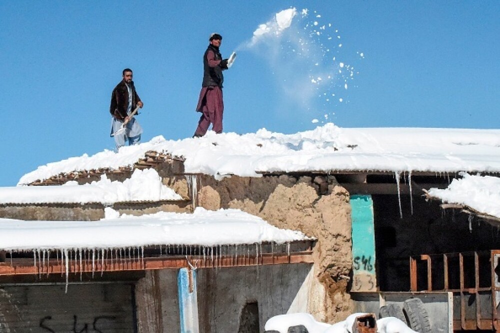 Avalanșe în Kashmirul indian și pakistanez. Zeci de persoane au murit - Imaginea 1