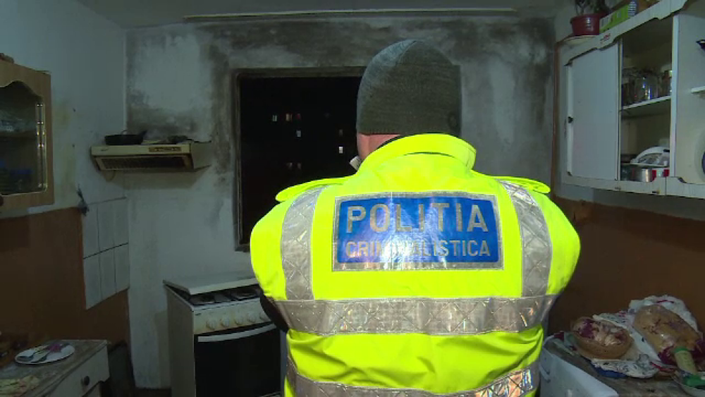 Explozie puternică într-un bloc din Dâmbovița, unde proprietarii „aveau sobă pe furtun” - Imaginea 4