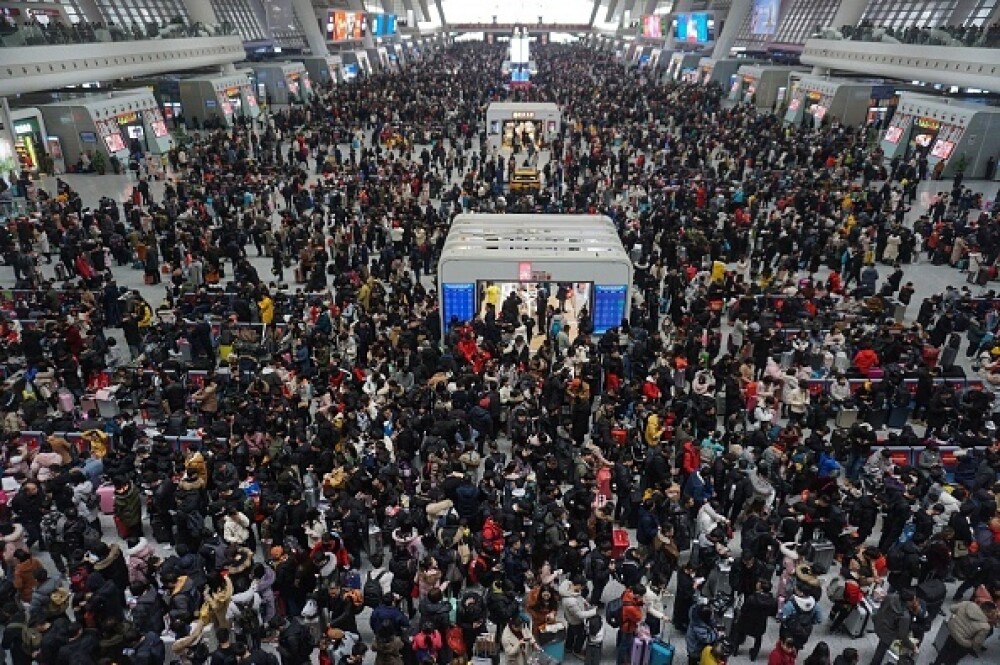 A început “cea mai mare migrație umană”. Chinezii se întorc acasă de Anul Nou - Imaginea 7