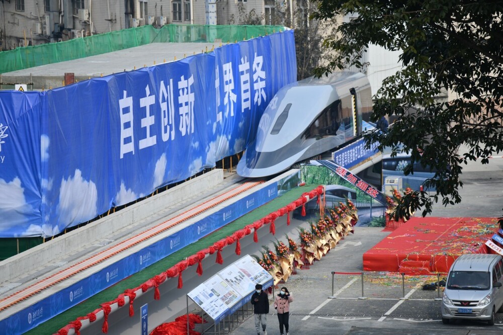 Prototip de tren care poate atinge viteza de 620 de km/h, lansat în China. Cum arată. GALERIE FOTO - Imaginea 4