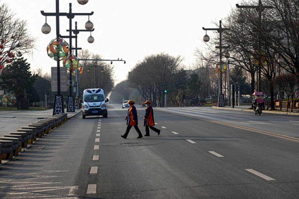 Carantină ca la începutul pandemiei în China. Străzile sunt pustii, oamenii închiși în case au rămas fără mâncare - Imaginea 3