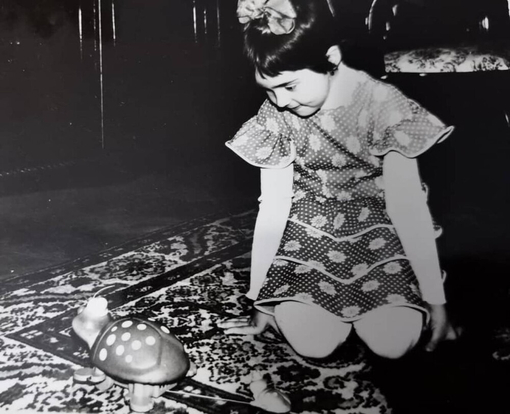 Cum arăta Andreea Marin în copilărie. FOTO - Imaginea 3