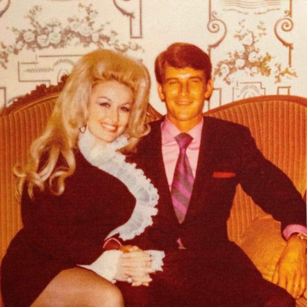 GALERIE FOTO Cum arăta Dolly Parton în tinerețe. Actrița a împlinit 76 de ani - Imaginea 6