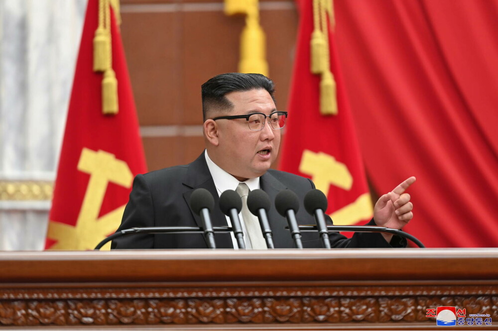 30 de lucruri pe care nu le știai despre Kim Jong-un. Ce s-ar întâmpla dacă liderul nord-coreean ar muri | GALERIE FOTO - Imaginea 2