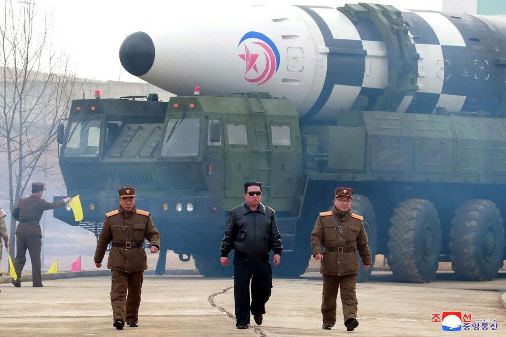 30 de lucruri pe care nu le știai despre Kim Jong-un. Ce s-ar întâmpla dacă liderul nord-coreean ar muri | GALERIE FOTO - Imaginea 1