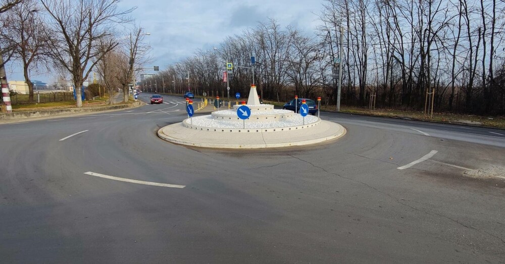 Două sensuri giratorii modulare, amplasate în Bucureşti. Unde se află GALERIE FOTO - Imaginea 2