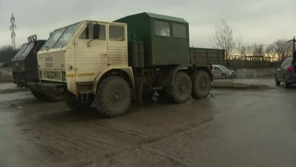 Unul dintre răniţii în accidentul de la Cariera Jilţ Sud s-a prezentat la spital cu dureri la coloana cervicală - Imaginea 1