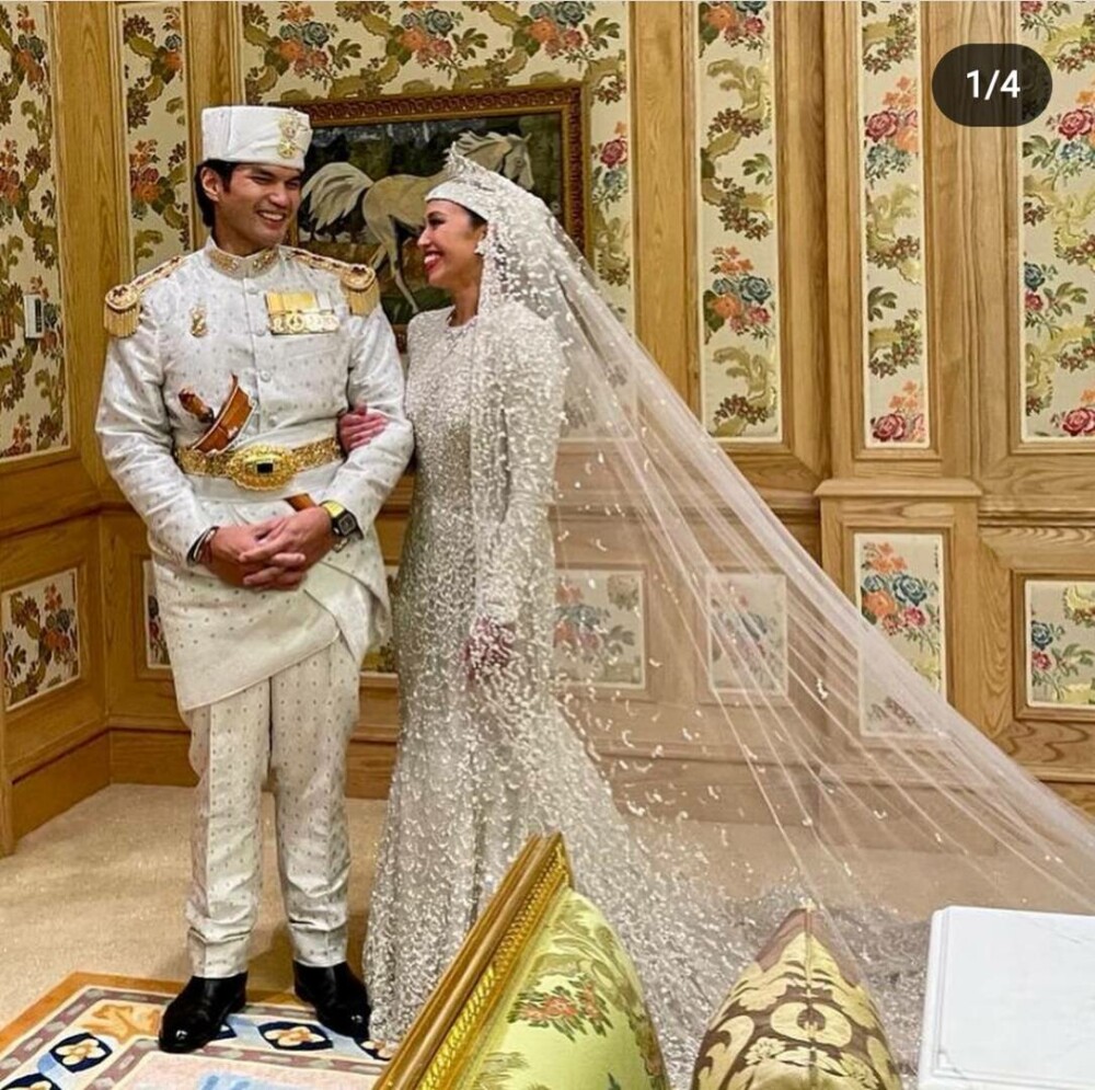 Nuntă regală fastuoasă în Brunei. Prințesa Azemah Bolkiah s-a căsătorit cu verișorul ei, prințul Muda Bahar - GALERIE FOTO - Imaginea 3