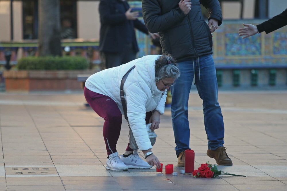Cine este bărbatul care a atacat cu maceta mai mulţi oameni din două biserici, în Spania. Un preot a fost ucis - Imaginea 3