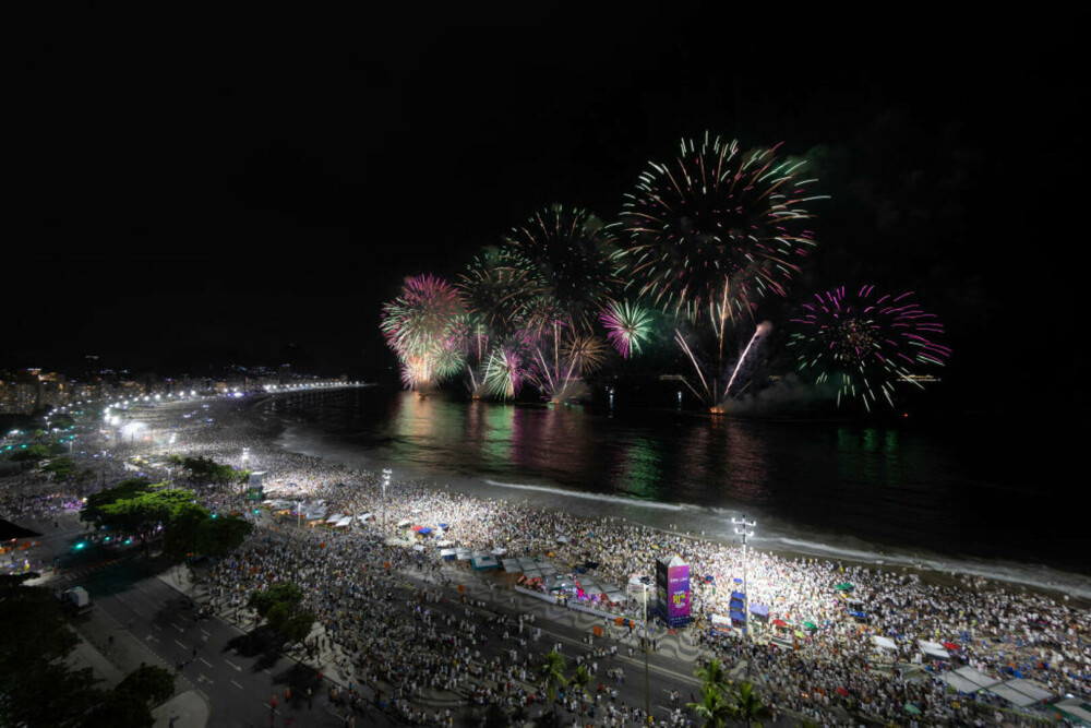 Noaptea de Revelion, văzută din toate colțurile lumii. Cum a întâmpinat omenirea anul 2024 - Imaginea 16