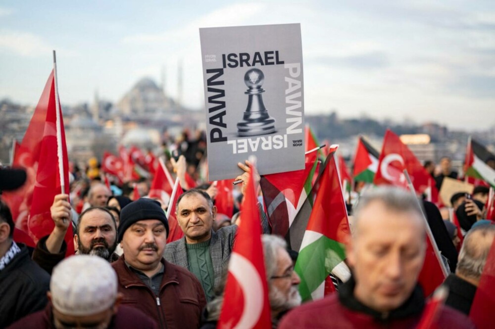 Erdogan a scos în stradă zeci de mii de oameni în prima zi a anului. Manifestație pro-Palestina de amploare. FOTO&VIDEO - Imaginea 2