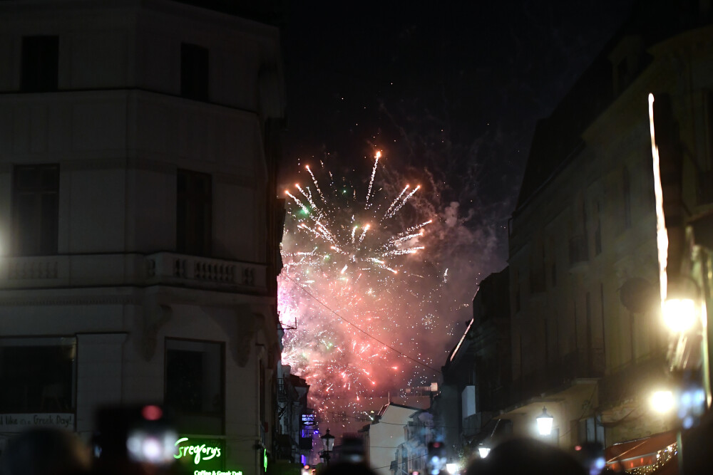 Cum s-au văzut artificiile de Revelion în București. Singurul eveniment organizat în aer liber a fost în Titan - Imaginea 3