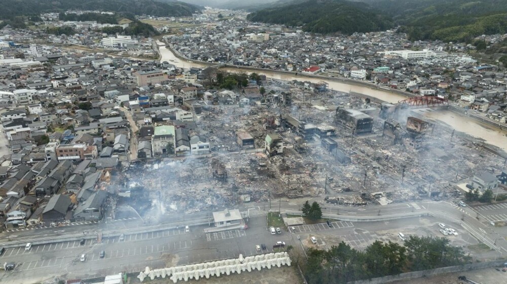 Cel puțin 48 de morți în Japonia, după cutremurul de 7,6. Cursă contracronometru pentru găsirea supravieţuitorilor - Imaginea 3