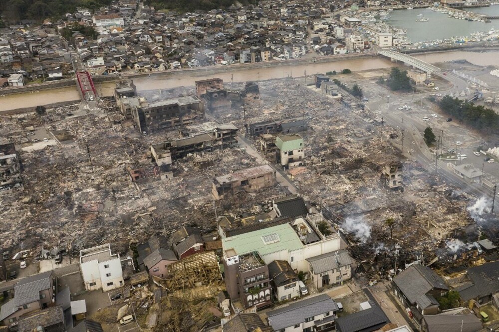 Cel puțin 48 de morți în Japonia, după cutremurul de 7,6. Cursă contracronometru pentru găsirea supravieţuitorilor - Imaginea 4